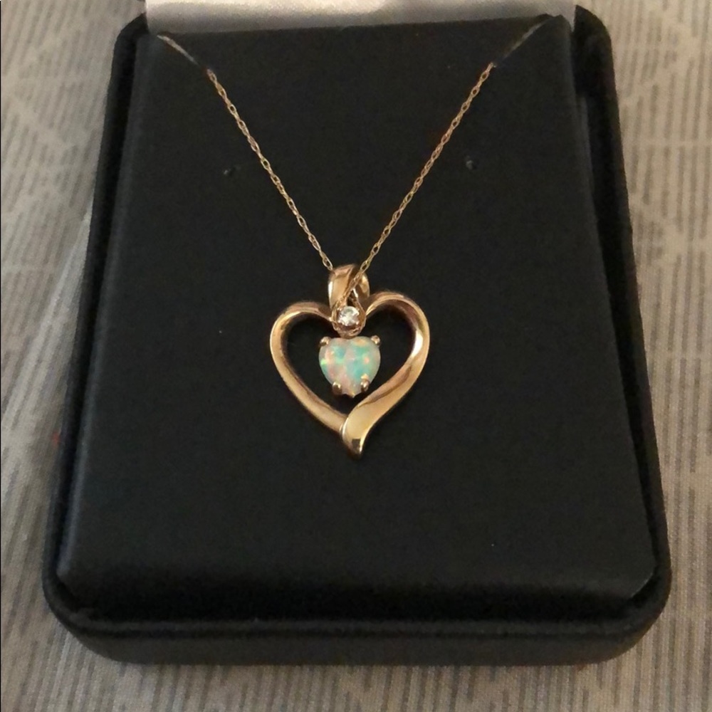 10k gold heart w/ diamond and opal stone 14k chain